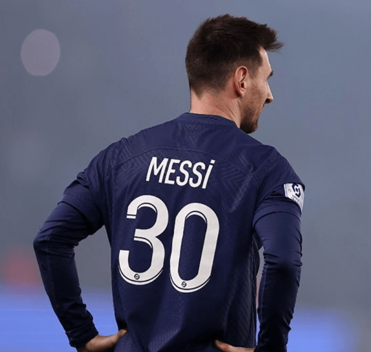 关于里程碑夜休斯敦火箭更衣室发声，法甲窗口期刷纪录，质疑声仍在，阵容厚度经受考验的信息